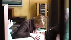 Mature housewife fucking with a tireless lover quietly in the garden